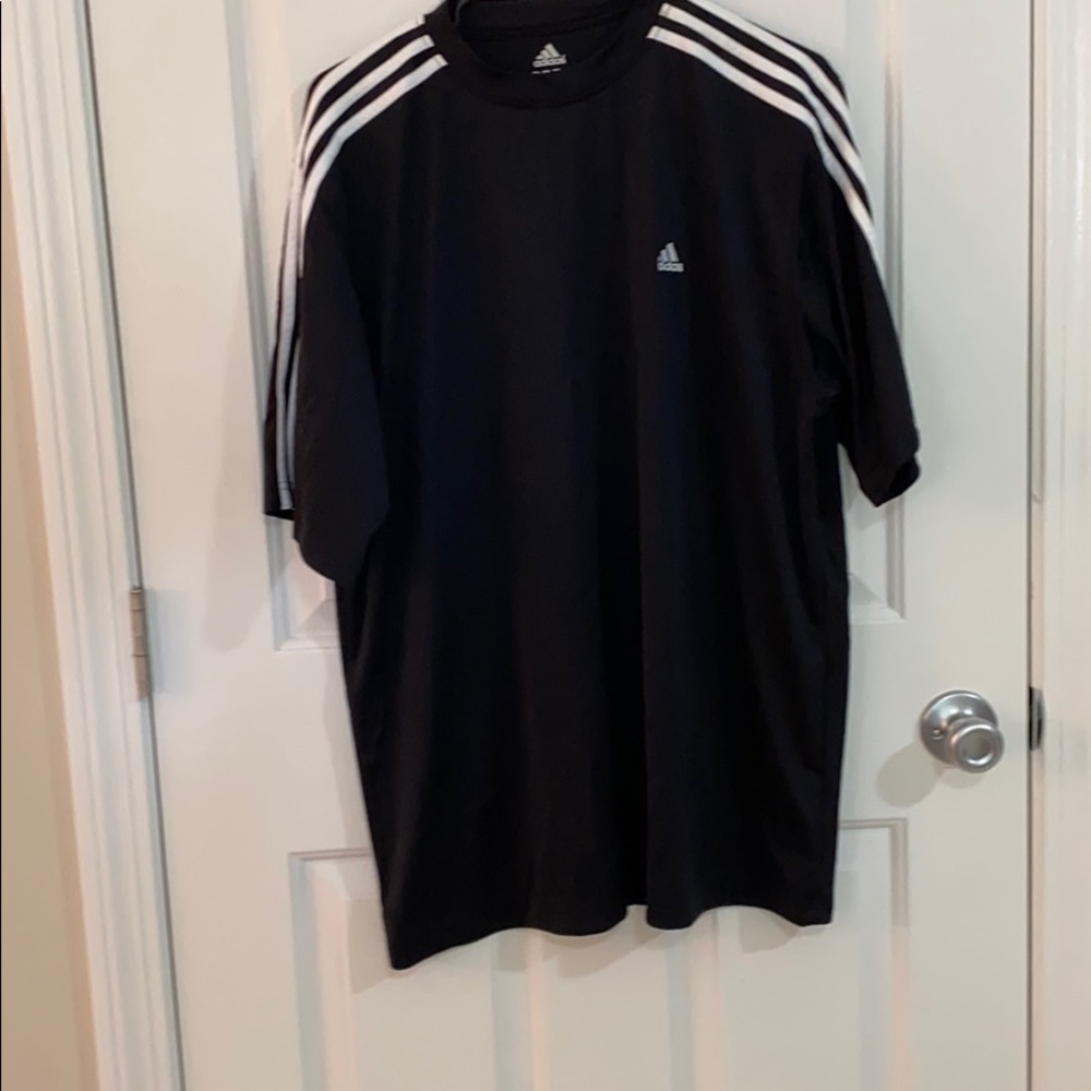🌴Adidas men’s shirt